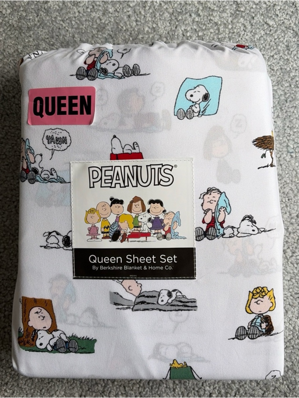 Berkshire NWT PEANUTS 4 PC QUEEN  Sheet Set w/ Snoopy Charlie Brown Sleepy Day